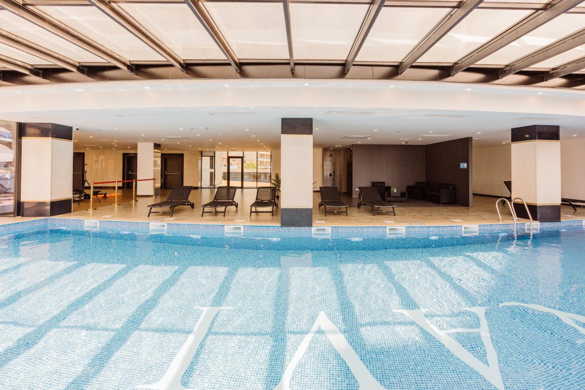 באטומי Hotel Navi מראה חיצוני תמונה